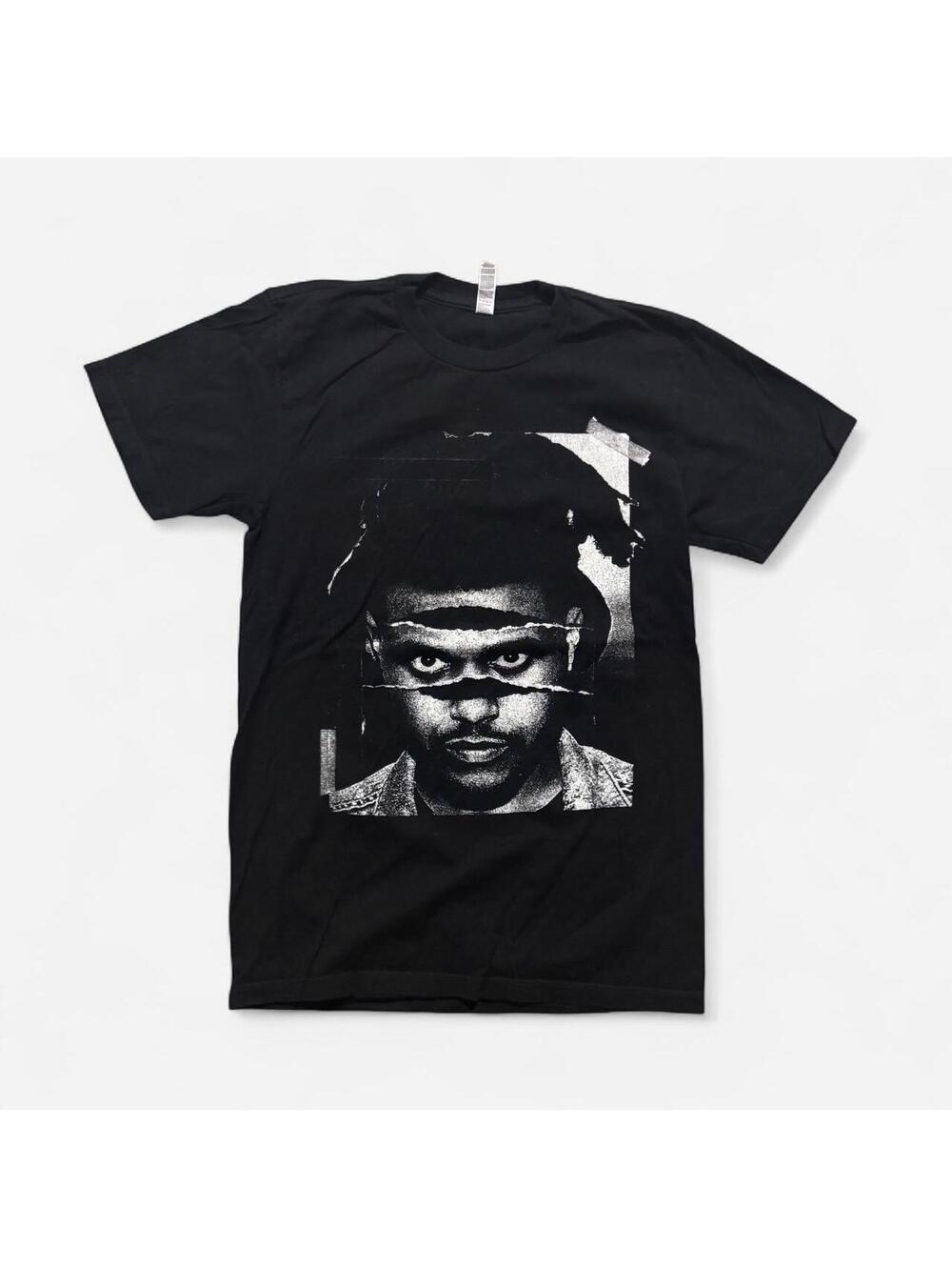 Gildan Men's Black Tshirt